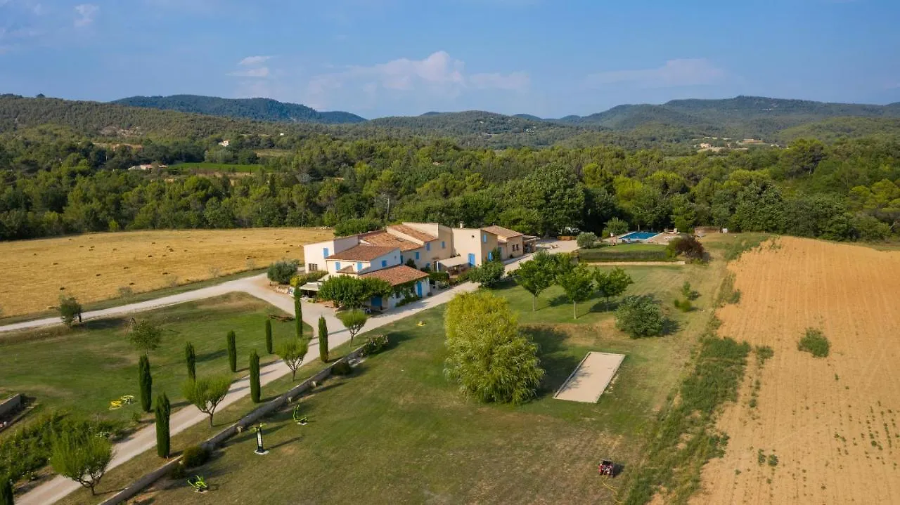 Villa Domaine de la Marie dans le Luberon à Peypin-d'Aigues Hébergement de vacances