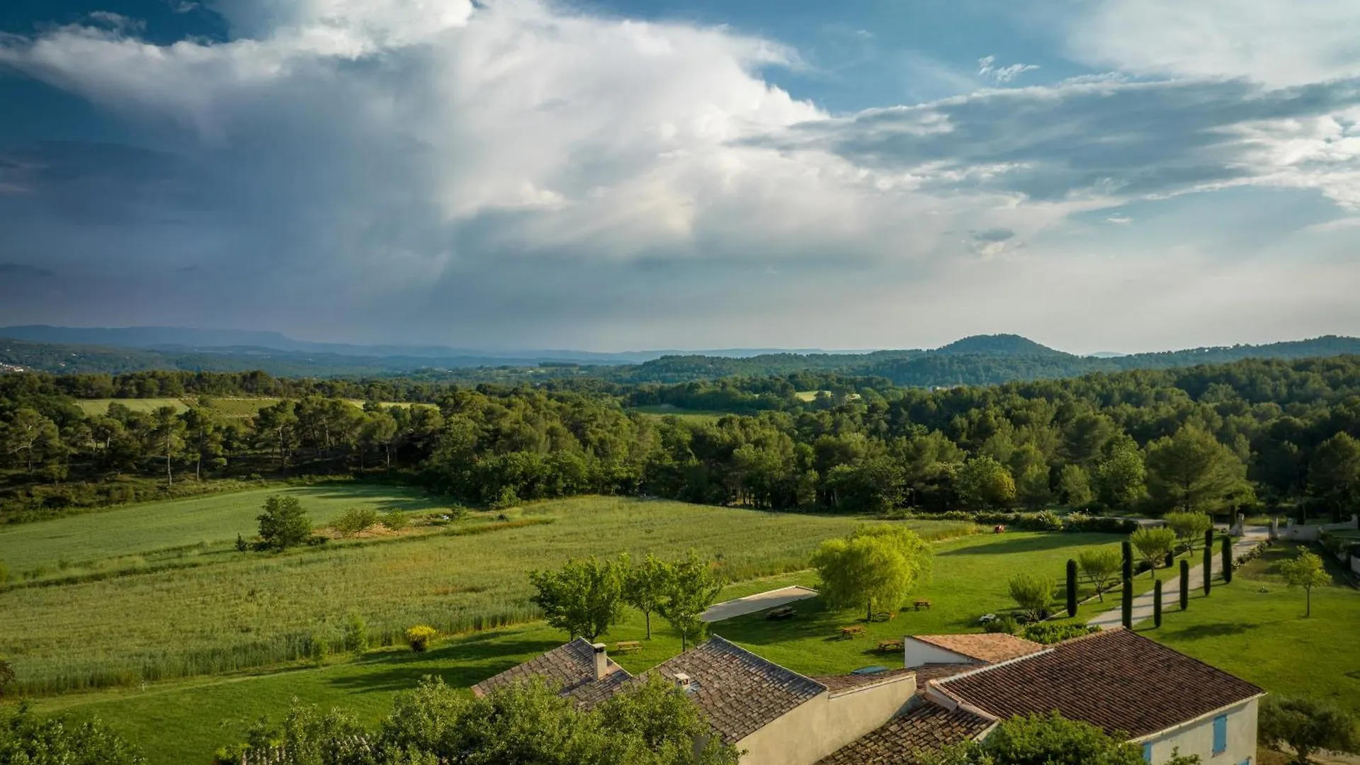 Hébergement de vacances Villa Domaine de la Marie dans le Luberon à Peypin-d'Aigues